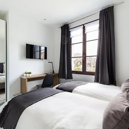 Dne Villa- Disney-Paris - Holidays House - Maison De Vacances - Piscine - Pool- 6 Chambres- 6 Sdb - 6 Bedrooms - 6 Bathrooms Gournay-Sur-Marne Buitenkant foto